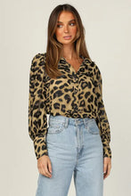 Load image into Gallery viewer, Leopard Print Bubble Long Sleeve Button-up Shirt
