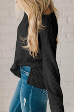 Load image into Gallery viewer, Black Solid Textured Thumbhole Sleeve Top
