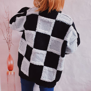 Online Checkered Round Neck Long Sleeve Sweater