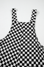 Load image into Gallery viewer, Online Black Checkered Print Pocketed Wide Leg Jumpsuit
