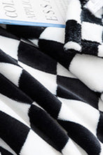 Load image into Gallery viewer, Online Chestnut Checkerboard Printed Soft Throw Blanket 120*200cm
