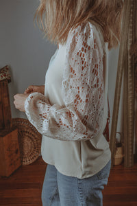 Online White Scalloped V Neckline Lace Hollowed Lantern Sleeve Blouse