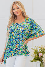 Load image into Gallery viewer, Online Pink Abstract Print V Neck Half Sleeve Loose Fit Tunic Blouse
