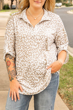 Load image into Gallery viewer, Online Apricot Leopard Tab Sleeve V Neck Plus Size Top
