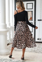 Load image into Gallery viewer, Black Asymmetric Shoulder Leopard Belted Dress
