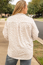 Load image into Gallery viewer, Online Apricot Leopard Tab Sleeve V Neck Plus Size Top
