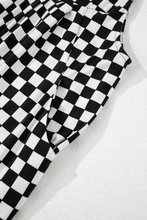 Load image into Gallery viewer, Online Black Checkered Print Pocketed Wide Leg Jumpsuit
