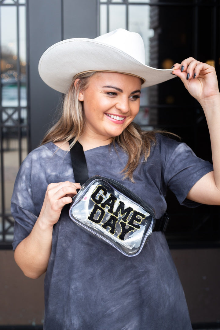 THE CLEAR CHENILLE GAME DAY BELT BAG
