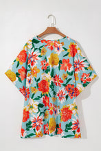 Load image into Gallery viewer, Online Sky Blue Plus Size Floral Print V Neck Batwing Sleeve Blouse
