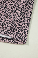 Load image into Gallery viewer, Online Black Leopard Print Colorblock V Neck Long Sleeve Plus Size Top
