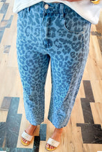 Load image into Gallery viewer, Sky Blue Leopard Print Straight Loose Jeans
