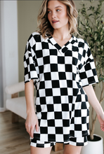 Load image into Gallery viewer, Black Checkerboard Print V Neck Set
