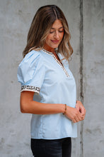 Load image into Gallery viewer, Beau Blue Contrast Leopard Trim Split Neck Puff Sleeve Blouse
