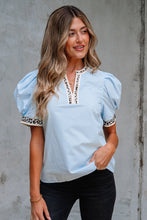 Load image into Gallery viewer, Beau Blue Contrast Leopard Trim Split Neck Puff Sleeve Blouse
