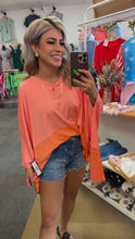 Load image into Gallery viewer, Orange Contrast Color Block Blouse

